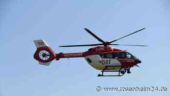 Schrecklicher Unfall bei Landshut: Mindestens acht (Schwerst-)Verletzte - darunter Kinder und ein Säugling