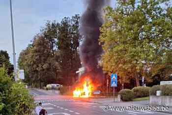 Bestuurder kan voertuig tijdig aan de kant zetten na knal
