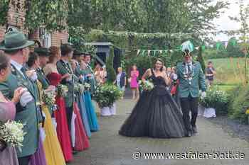 Schützenfest in Eissen: Für den Bürgermeister eine ganz neue Erfahrung