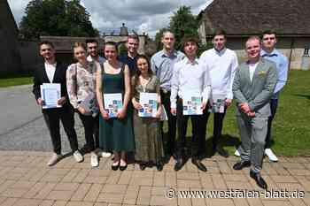 Lossprechungsfeier der Tischler-Innung Höxter-Warburg