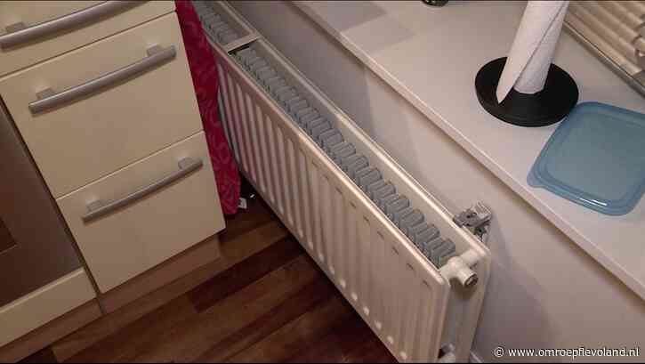 Almere - Hete verwarmingsleiding schiet los in hotel: 'Had al voorgevoel dat er iets zou gebeuren'