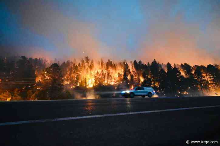 Shoe prints lead FBI to believe couple started Salt Fire, documents show