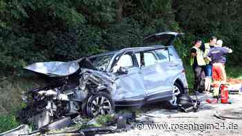 Schlimmer Unfall bei Landshut fordert neun teils Schwerverletzte - darunter zwei Säuglinge