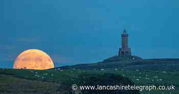 In Pictures: Buck Moon delights onlookers at Darwen Tower