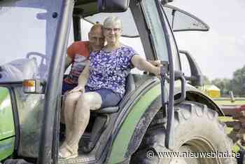 Etienne en Lucia ontvangen voor het eerst De Pikkeling: “Het kon hier pas als de koeien weg waren”