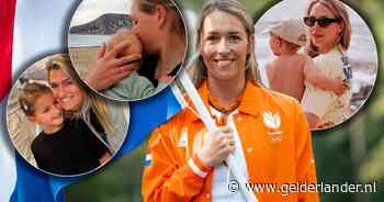 Vertegenwoordigt Lois Abbingh als vlaggendrager alleen Nederland? Nee, ook de mama's!