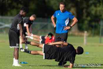 Wim Mennes hervat trainingen met RC Hades: “DNA van de club om eigen jeugd te laten doorbreken”