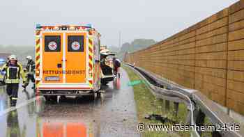 Taxi-Fahrer und Gast verletzt - dreister Rentner (74) filmt nach Unfall und wird erwischt