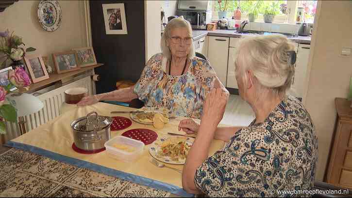 Almere - Buurtbewoners in Almere slaan handen ineen om ouderen langer thuis te laten wonen