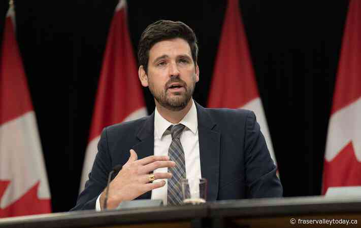 Feds were warned about setting ‘significant precedent’ with Ukraine visa program