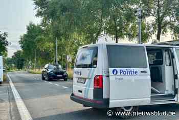 Voetganger (37) kritiek na aanrijding door wagen, slachtoffer lag vermoedelijk al op straat