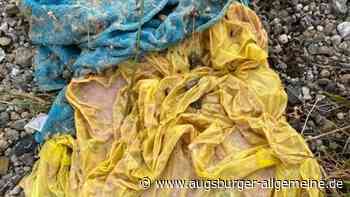 Unbekannter wirft Müllsäcke mit Speiseresten aus fahrendem Fahrzeug