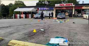 2 dead, 2 others injured in shooting at Scarborough plaza