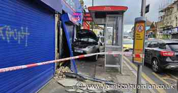 Tooting London Road: Car crashes into pawnbrokers