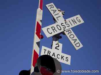 Railroad work to close Holland-Sylvania near Angola