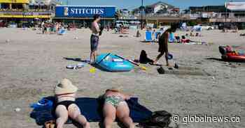 Poop on the beach? Ontario mayor slams social media ‘misinformation’