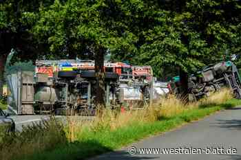 B 64 bei Paderborn in beide Fahrtrichtungen gesperrt