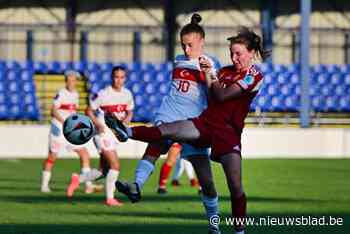 Sara Pusztai tekent bij OHL Dames