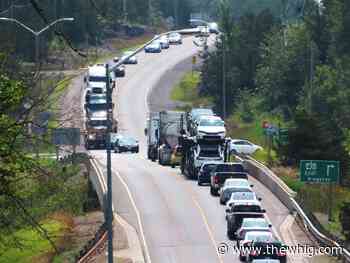 Fatal collision on Highway 401 near Napanee keeps eastbound lanes closed