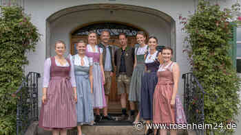 Besuch der Miss Herbstfestfinalistinnen bei Xaver Luis in Happing