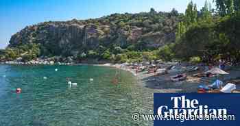 Cards, cash and currencies: how to make your money go further on holiday