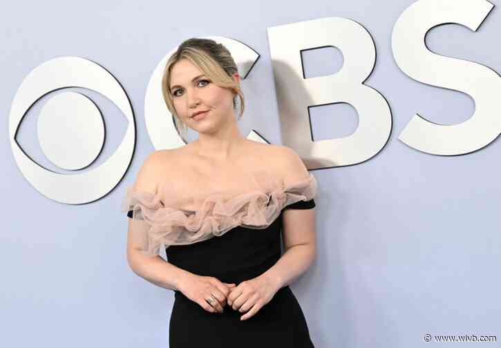 Comedian Taylor Tomlinson to host 2 shows at Shea's in October