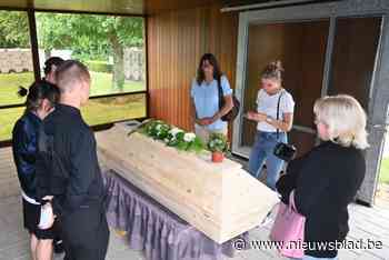 Waardig afscheid voor Verdi (44) week na dramatische verdrinkingsdood