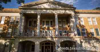 Uvalde school police officer set to appear in court on criminal charges over mass shooting response
