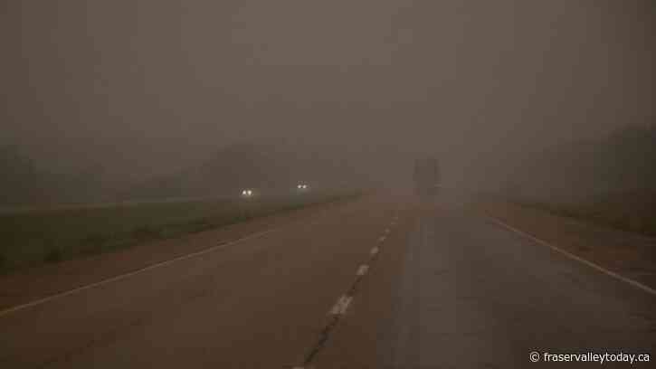 People should stay inside, filter indoor air amid wildfire smoke, respirologist says