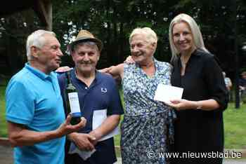 Rita gooit de kegels vlot omver