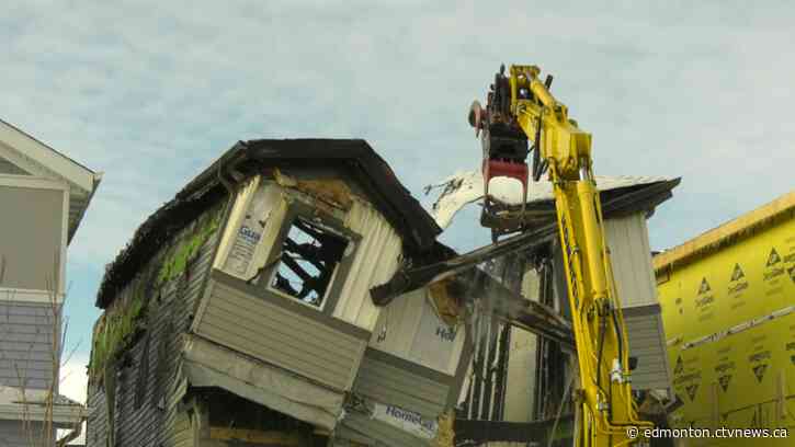Edmonton police to give update Friday on arson series targeting homebuilders
