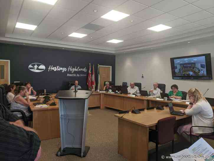 Residents express concern as third vote approves controversial Maynooth cell tower