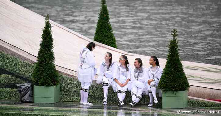 LIVE OS 2024 | Parijs loopt uit voor spectaculaire openingsceremonie, lange rijen voor plekje langs de Seine
