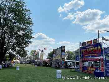 Early visitors enjoying great BBQ, perfect weather at The Blade's 40th annual Northwest Ohio Rib Off
