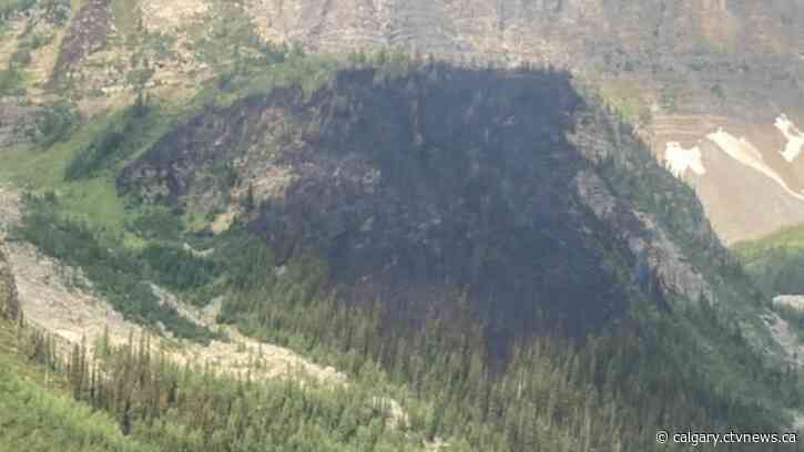 Wildfire near Banff being held: Parks officials