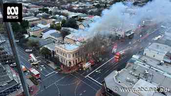 Fire rips through historic building complex that houses Adelaide's Oxford Hotel