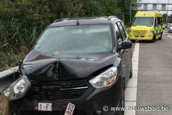 Twee auto’s botsen op E313 in Tessenderlo