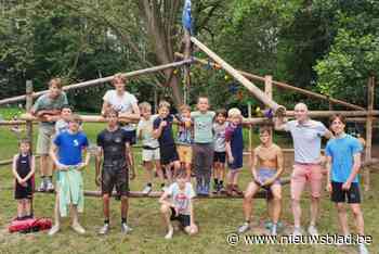 Schepen van Jeugd rijdt 550 km om drie Deerlijkse jeugdkampen te bezoeken op één dag