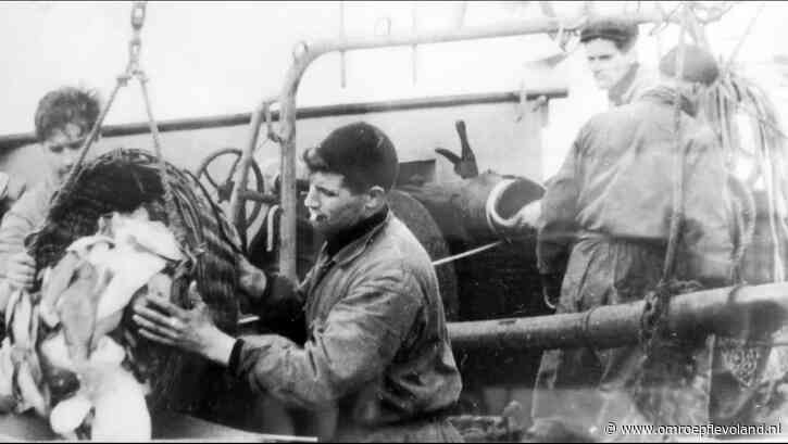 Urk - Duikteam gaat opnieuw op jacht naar verloren Urker kotter UK58