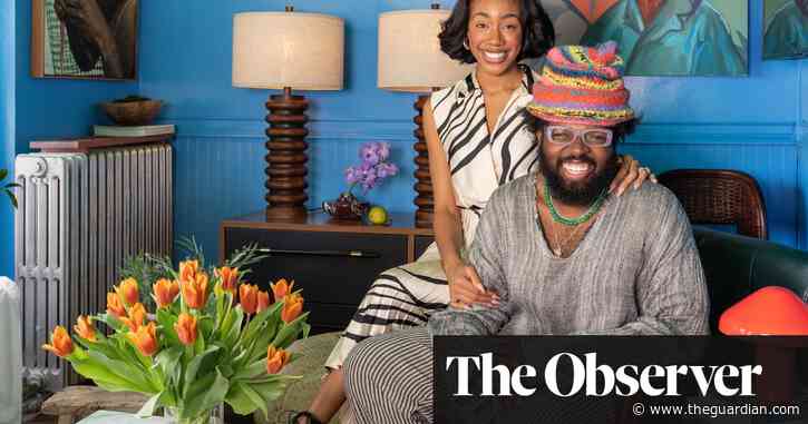 In the picture: a vibrant art-filled home in Chicago