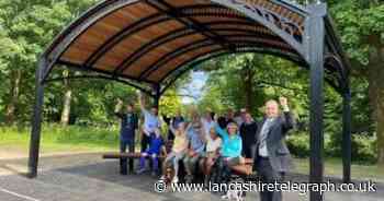 New lakeside shelter installed at Victoria Park in Nelson