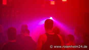Techno-Party hält bayerische Kleinstadt wach – Polizei ermittelt