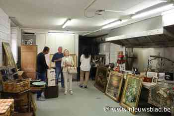 Verkoop inboedel lokt duizenden koopjesjagers naar Château de Litzberg in Lanklaar