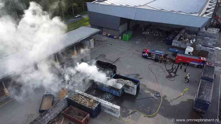 Brand bij omstreden afvalstoffendienst, sluiting dreigt