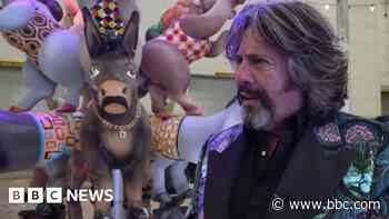 Designer unveils donkey-themed illuminations showpiece