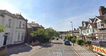 Heathfield Road Croydon stabbing: Man fighting for life