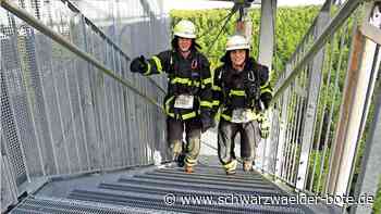 Schweißtreibender Wettbewerb: Rekordteilnehmerzahl beim Lauf auf den  Schömberger Aussichtsturm