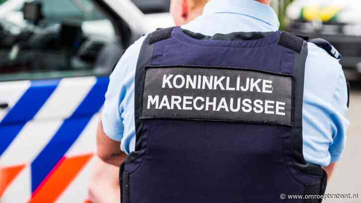 Drie Soedanese vluchtelingen verstoppen zich in bagageruimte touringcar