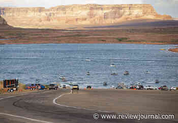 Woman, 2 young children die after pontoon boat capsizes on Lake Powell