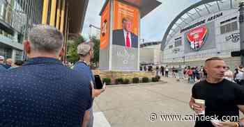 Polymarket Whales Favor Trump as Election Betting Surges Past $400M